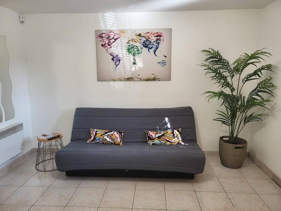 Appartement Paris Disneyland, Parking Gratuit, Rer A Нуази-ле-Гран Екстериор снимка