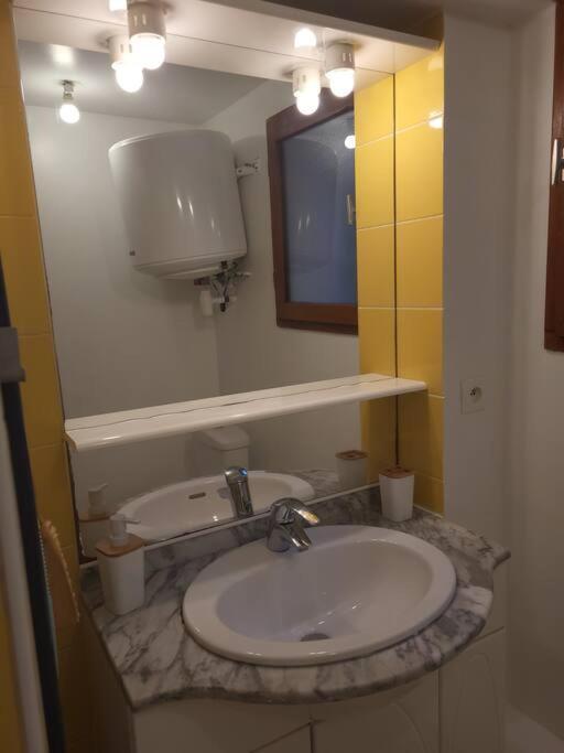 Appartement Paris Disneyland, Parking Gratuit, Rer A Нуази-ле-Гран Екстериор снимка